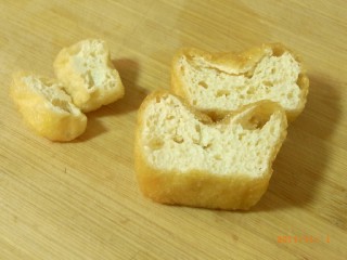 ブロック状のを半分に切るとこんな感じ。