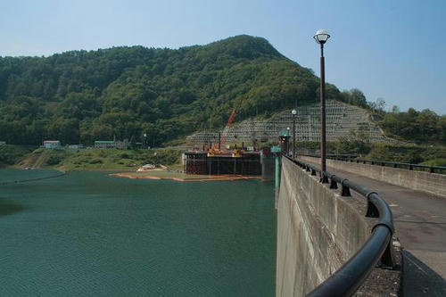 DAM.JPG