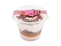 ロピア ボリュうま！ストロベリーショコラパフェ