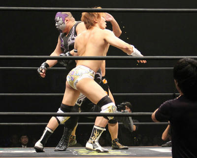 アイアンマンヘビーメタル級選手権