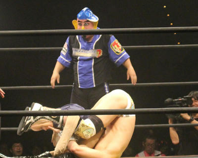 アイアンマンヘビーメタル級選手権