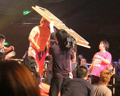 葛西純vs男色ディーノ