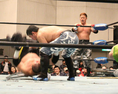 星野、竹田vs伊東、高橋