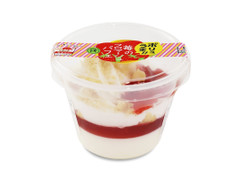 ロピア ボリュうま！苺のフロマージュパフェ