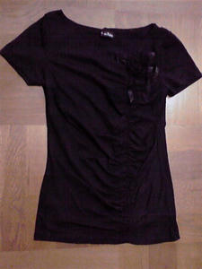 コサージュ付カットソー