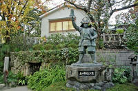 真田幸村銅像と抜け穴