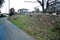 矢田堀城の南側土塁