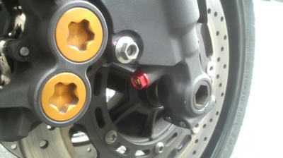 ダンパーのグリグリ