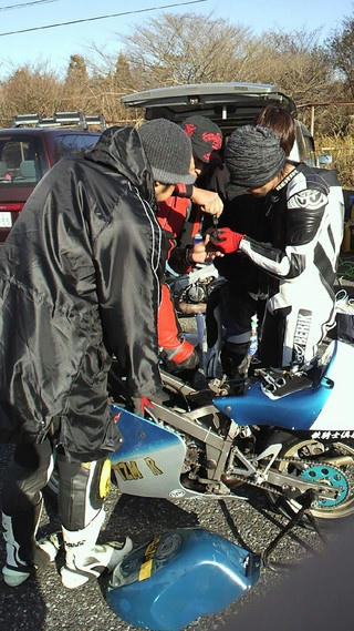 やんちゃなおっさん達だ