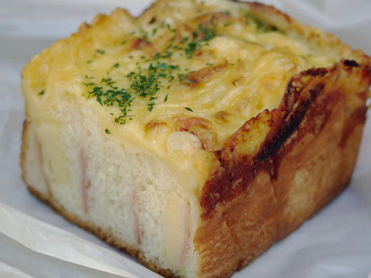 onionroll.jpg