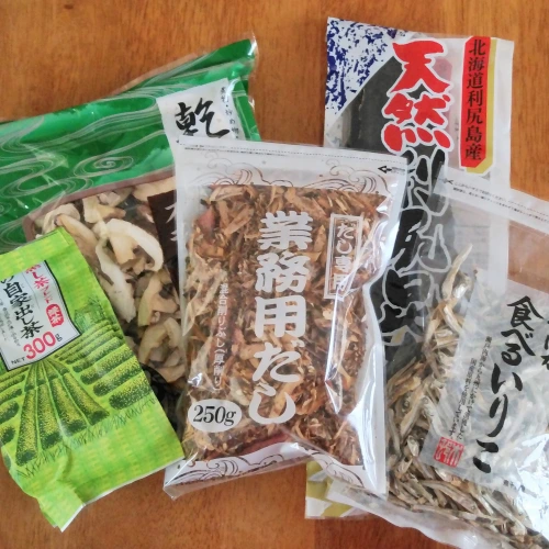 ズボラ主婦の自家製だし粉　材料