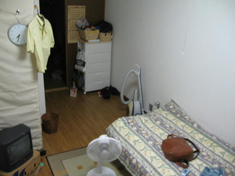 room0826-2.jpg