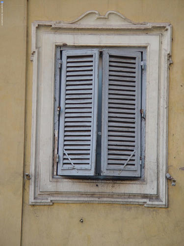 window-texture.jpg