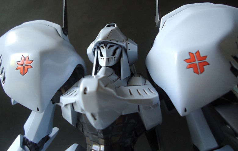 海洋堂 1⁄100 ブラッドテンプル 谷明原型 ファイブスター物語 - メルカリ