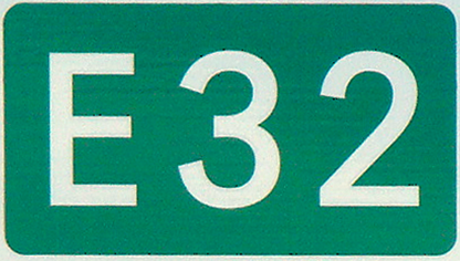 E32