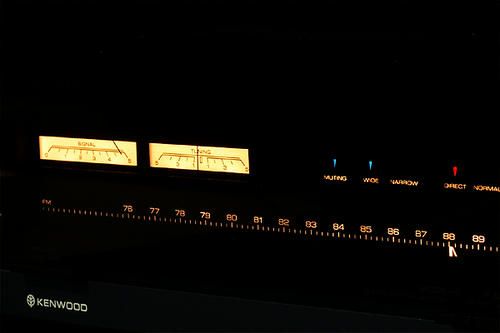 L-01T.jpg