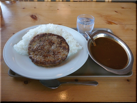 復活メガハンバーグカレー