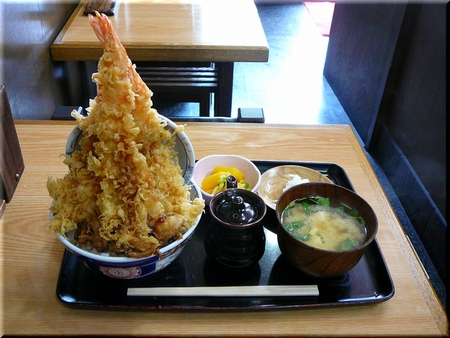 名物タワー丼（大盛り）