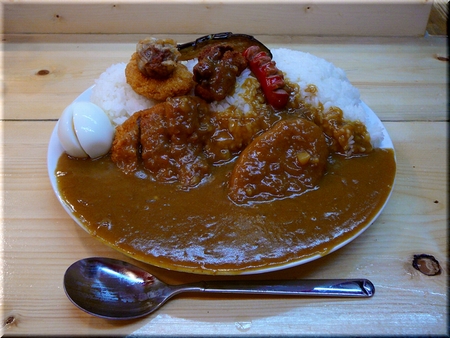 どか盛りおまかせカレー（大盛り）