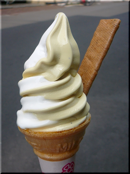 焼きいもソフトクリーム