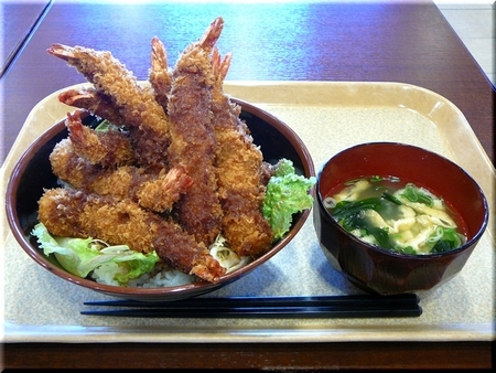 メガエビフライ丼（てんこ盛り）