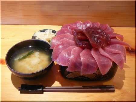 スペシャルまぐろ丼（特盛り）