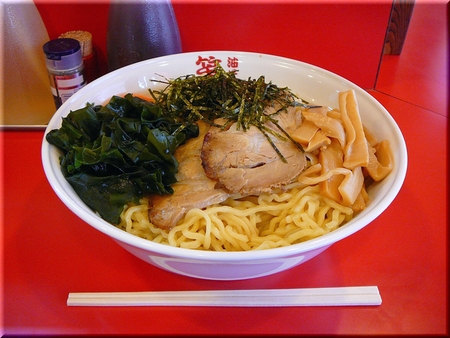 油そば(メガ盛)
