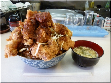 ジャンボソースカツ丼