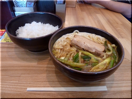 クリーミーカレーうどん（メガ盛り）