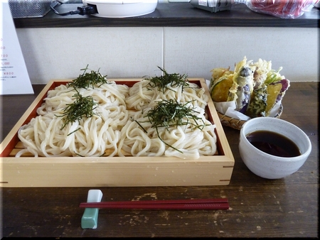 四津山うどん
