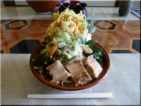 為右衛門そば（小結）
