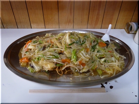 たんたん焼きそば（揚げ麺・大盛り）