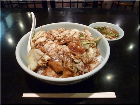 キャベツの味噌掛飯（メガ盛り）