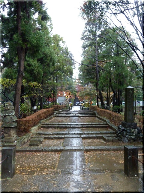 円覚寺に続く参道