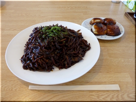 焼そば(ジャンボ)+焼まんじゅう 焼そば(ジャンボ)+焼まんじゅう