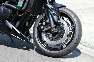 CBR954RR with parformance machine wheel & brake caliper
