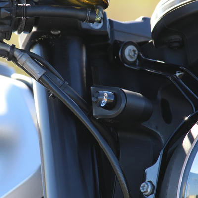 ヴィトピレン701ウインカー交換 motogadget mo.blaze pin｜ジーザックドットコム