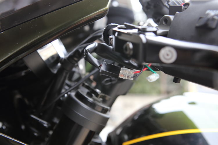 Z900RSにコーケンのメカニカルクラッチホルダーのアヴァンツァを装着