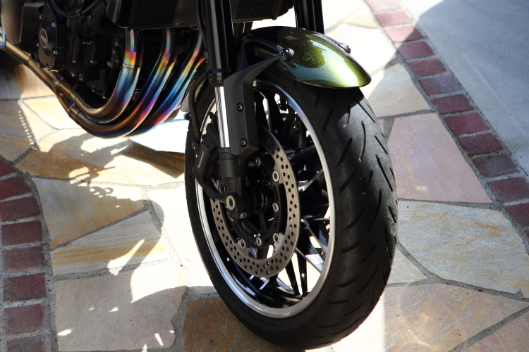 Z900RSのボルトをチタンボルトに交換