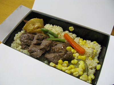 神戸のステーキ弁当