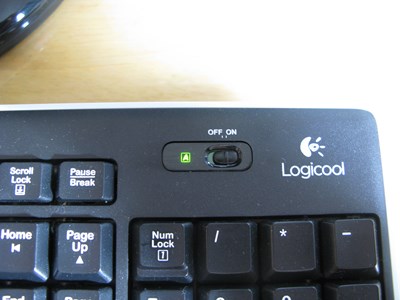 Logicool K270の電源スイッチとCapsLockランプ