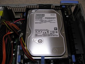 Dell Dimension9200Cに装着したDT01ACA050