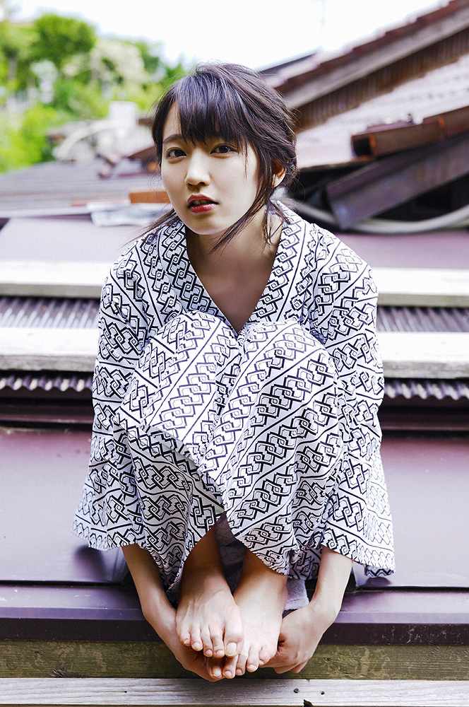 吉岡里帆 浴衣グラビア