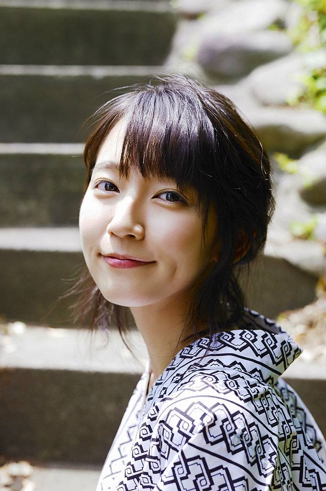 吉岡里帆 浴衣グラビア