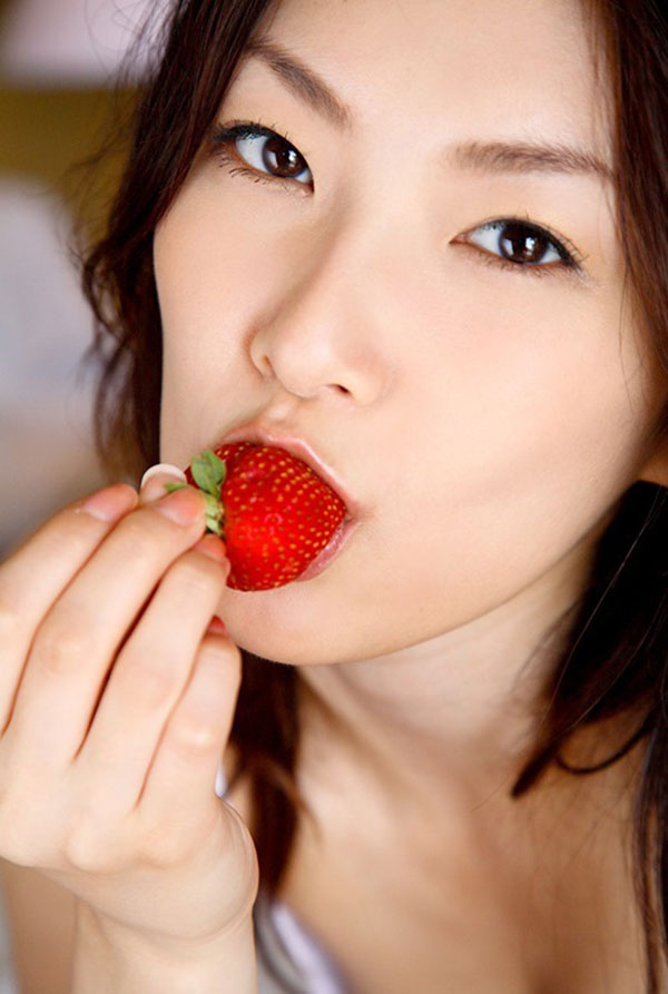 長澤奈央 グラビア