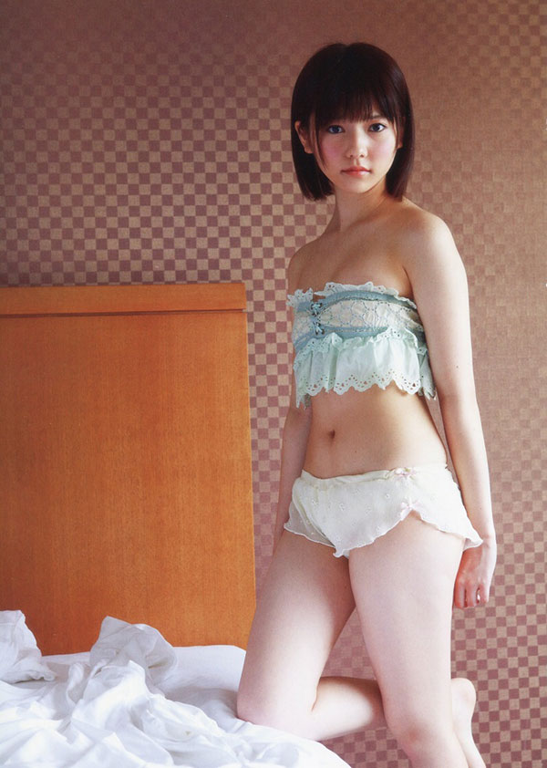 島崎遥香 グラビア