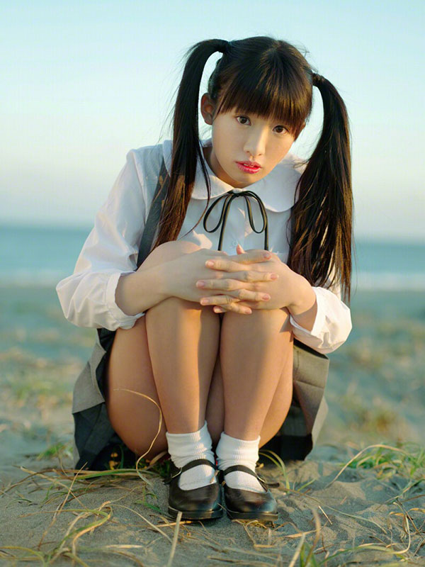 椎名ひかり グラビア