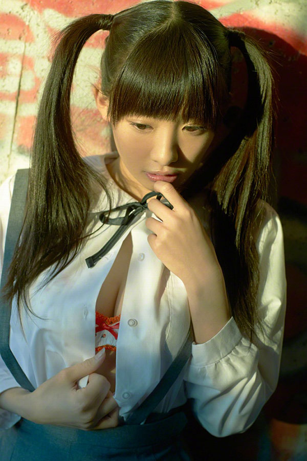 椎名ひかり グラビア