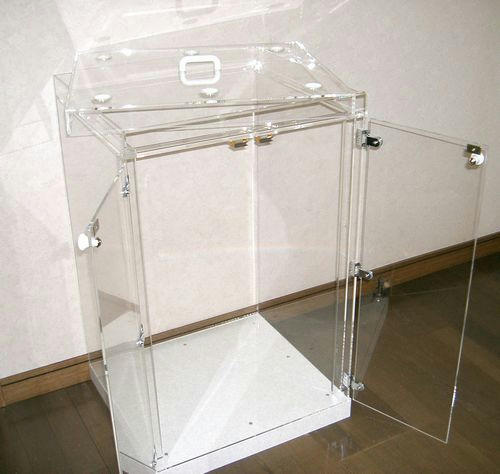 アクリル製鳥かご鑑賞ケース　観音開き仕様
