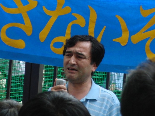 中国政府によるウイグル人虐殺抗議デモ　イリハム・マハムティ